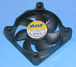 AKASA ventilátor 6cm / AK-6015MC / 3pin / kuličkové ložisko / černý